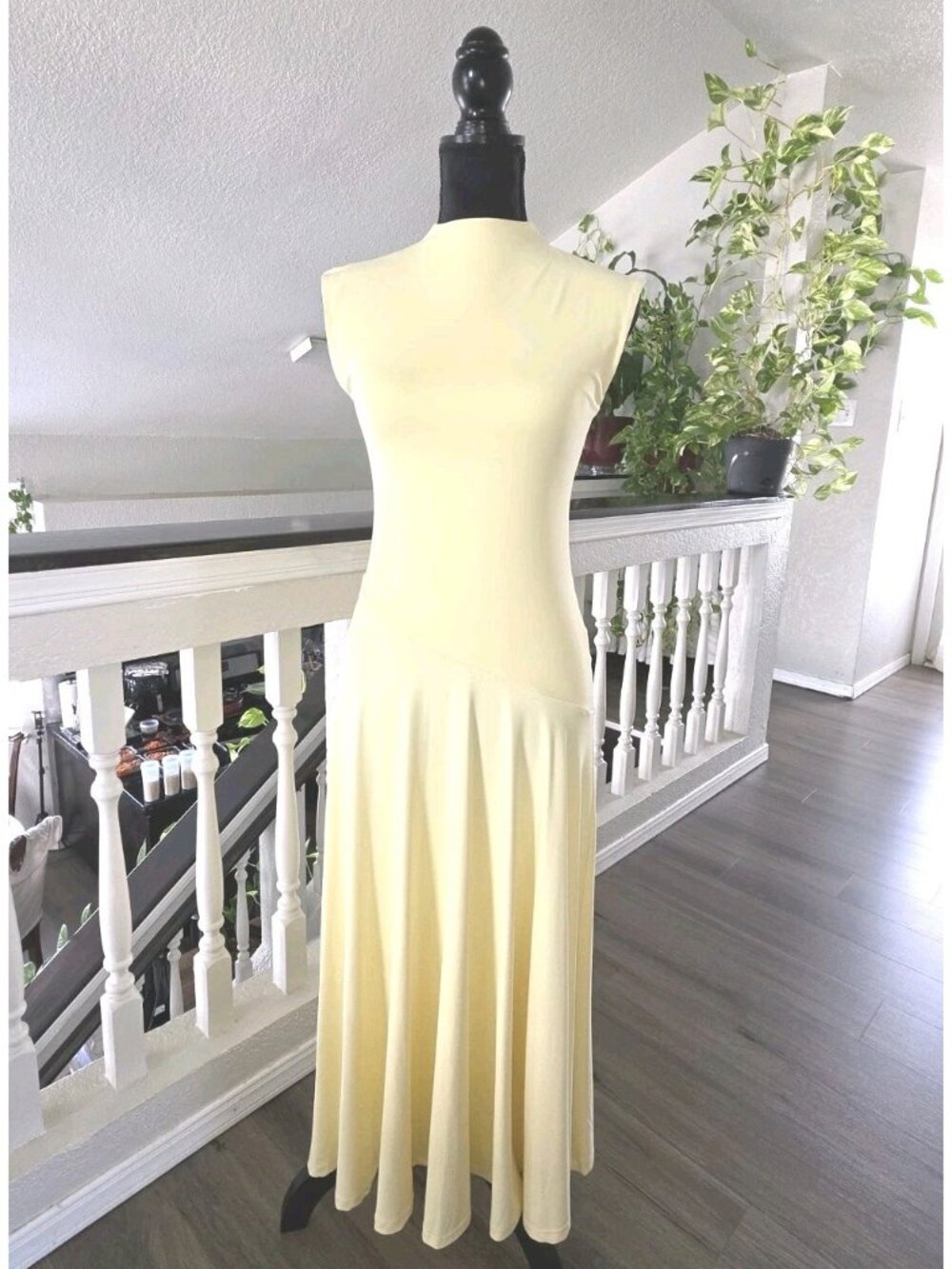 bar III Yellow Sleeveless Maxi Dress Crew Neck Pleated Double Layer Size S - Picture 9 of 11